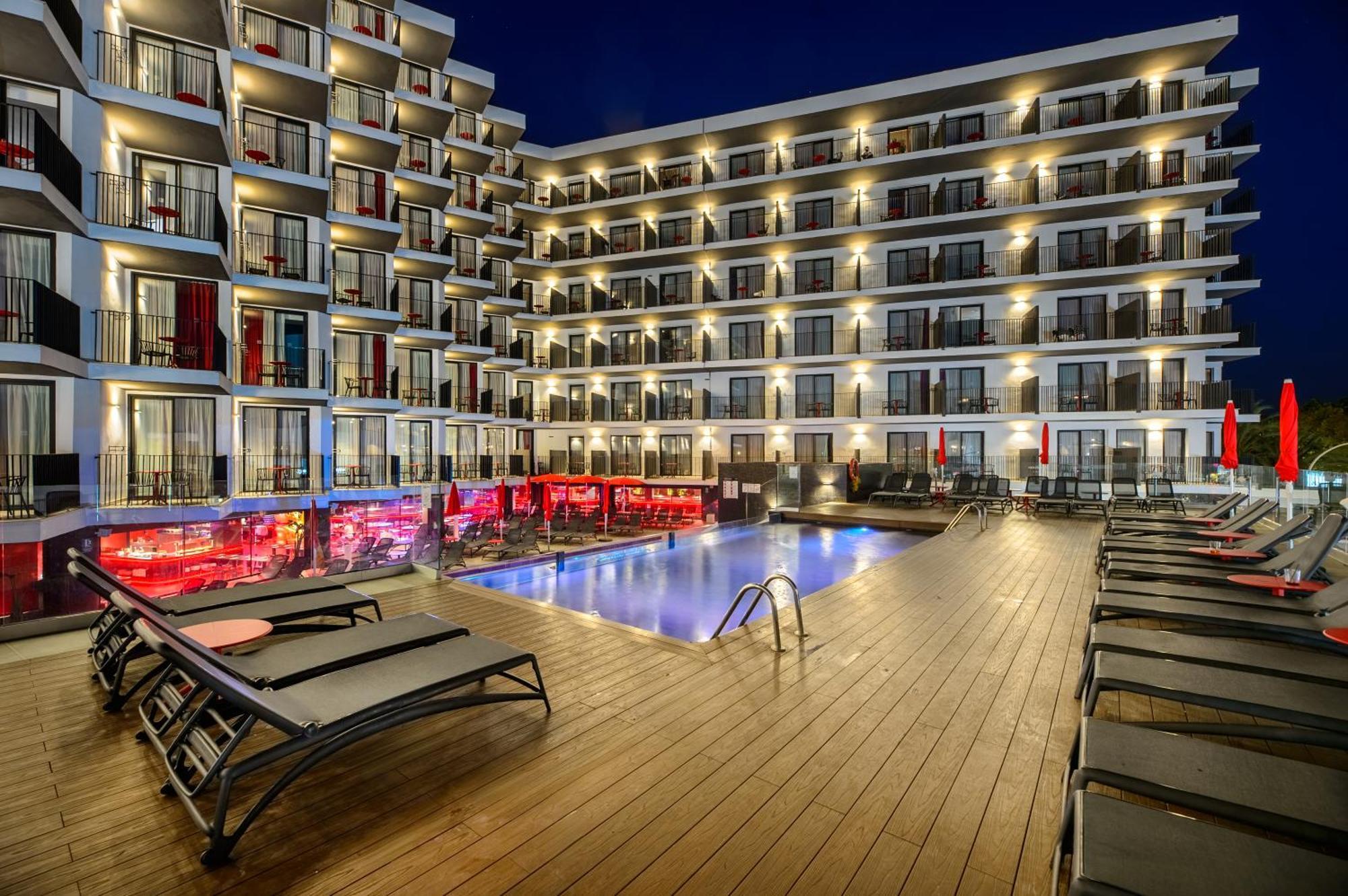 Vibra District - Adults Only Hotel